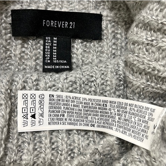 Pretty Forever 21 gray sweater🐚 - Picture 6 of 6
